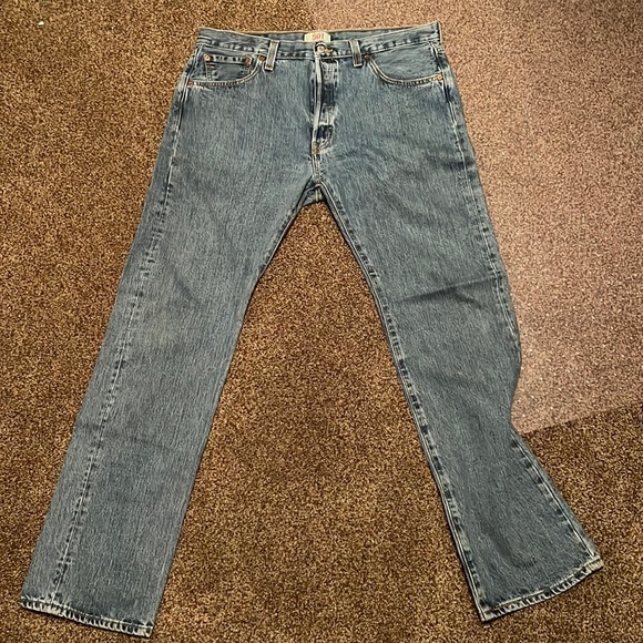 Levi’s 501 - excellent condition— 36x33 - Picture 1 of 7